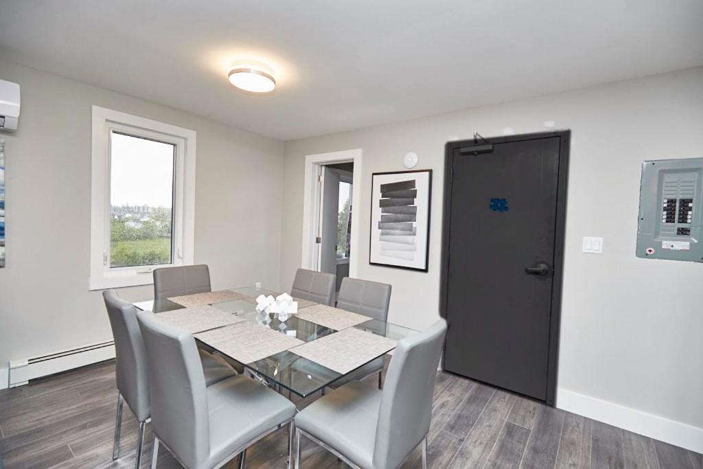 Clifton Hill Hideaway 4B - Two Bedroom Condo 나이아가라 폭포 외부 사진